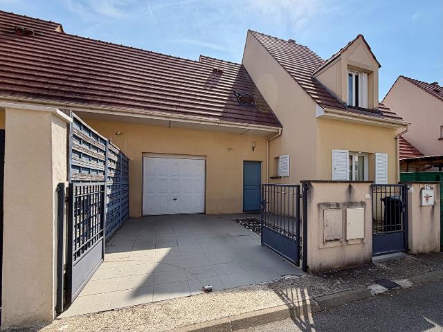 Maison vente à Melun, Savigny-le-temple