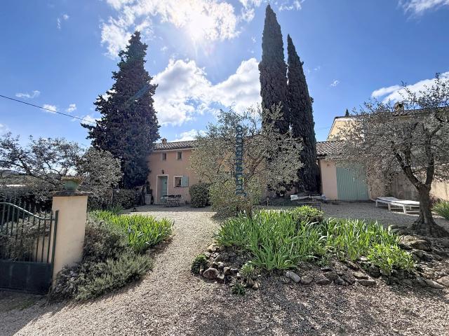 Maison vente à Carpentras, Buisson