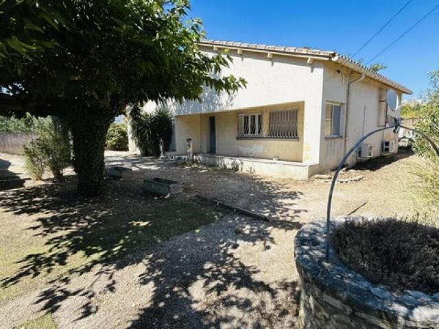 Maison vente à Nîmes, Les Angles