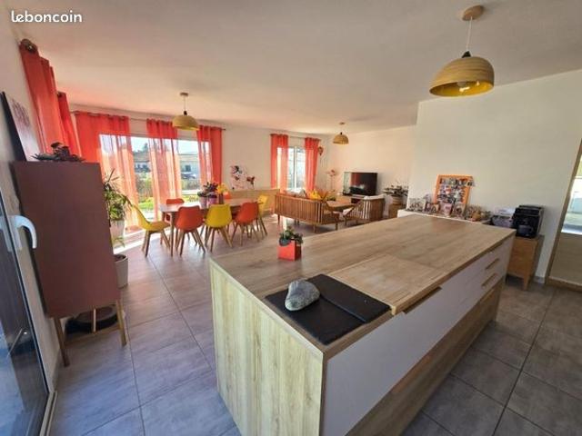 Maison vente à Roanne, Renaison