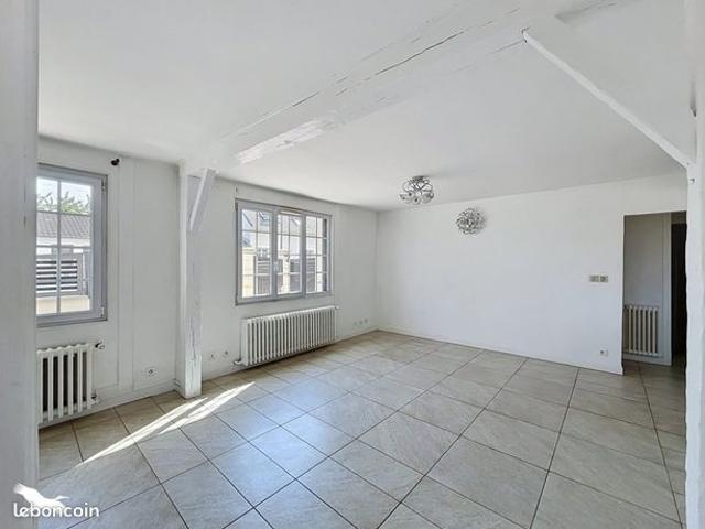 Maison vente à Versailles, Les Clayes-sous-bois