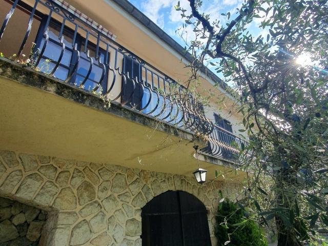 Maison vente à France métropolitaine, Aspremont