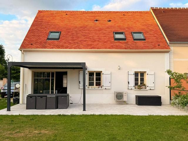 Maison vente à Senlis, Fleurines