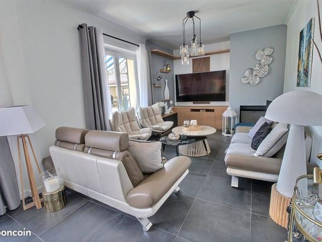 Maison vente à Dreux, Nogent-le-roi