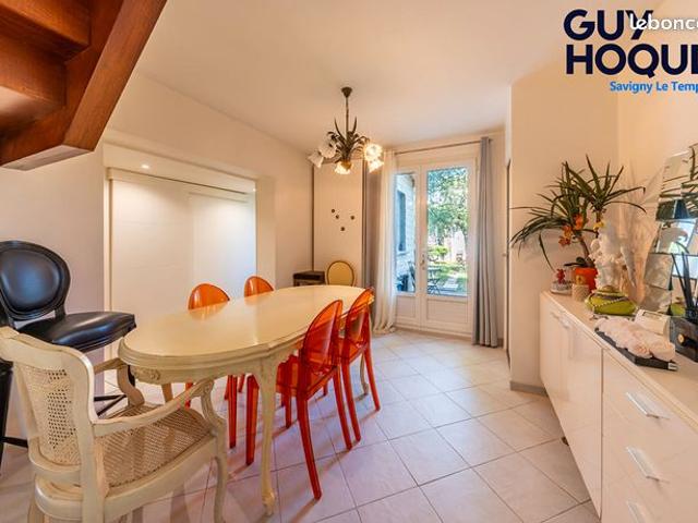 Maison vente à Melun, Savigny-le-temple