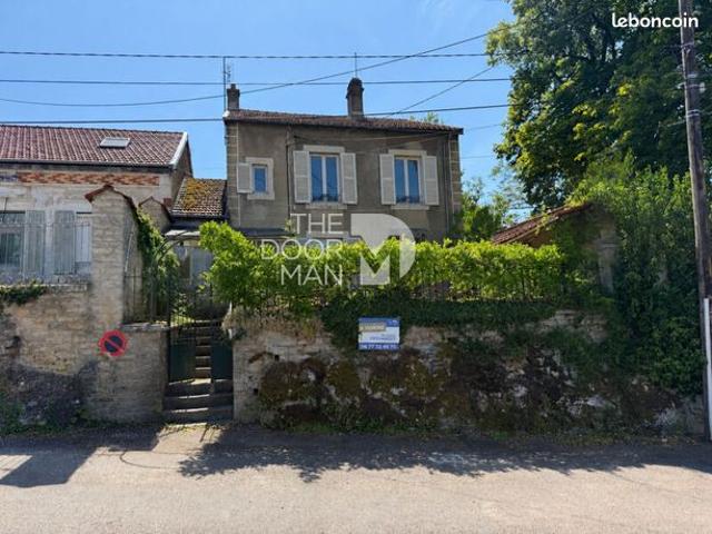 Maison vente à Sens, Chaumont