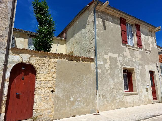 Maison vente à Rochefort, Hiers-brouage