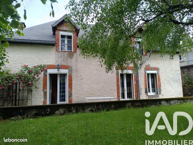 Maison vente à Confolens, Besse