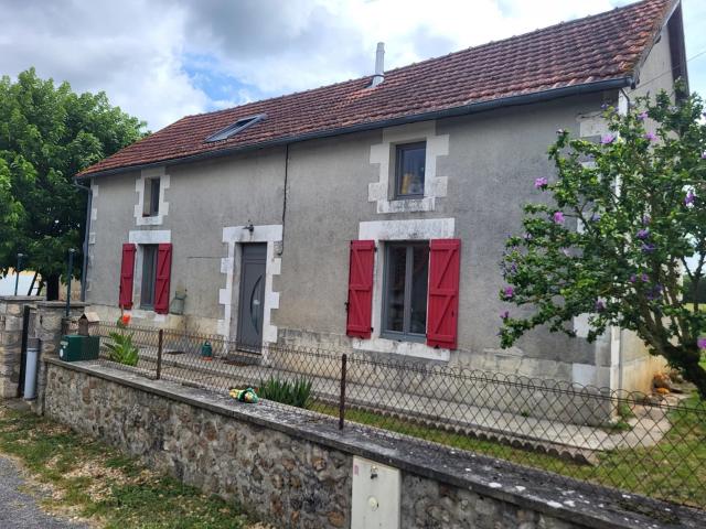Maison vente à Montmorillon, Nalliers