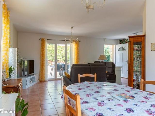 Maison vente à Tulle, Naves