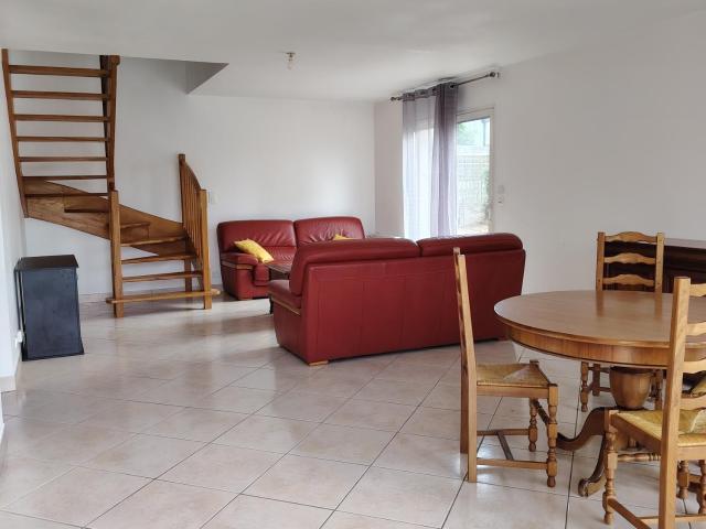 Maison location à Le Clos Prad Bras, Theix-Noyalo