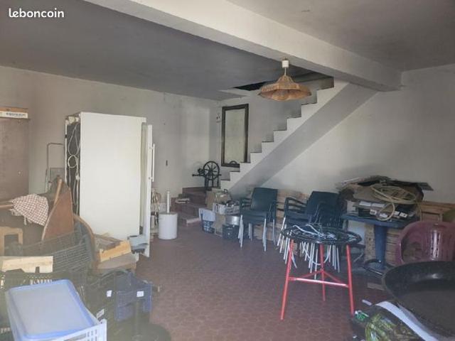 Maison vente à Mauriac, Champs-sur-tarentaine-marchal