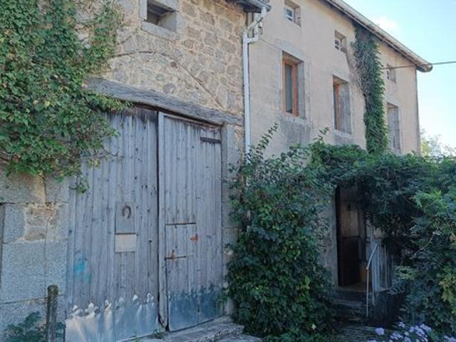 Maison vente à Lachaux, Puy-de-Dôme