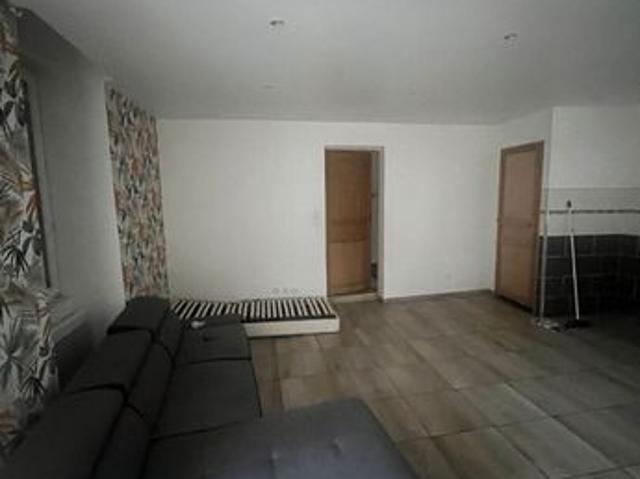 Maison vente à Mayenne, La Baconnière