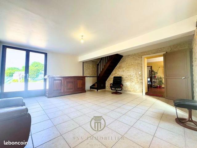 Maison vente à Bourges, Garigny