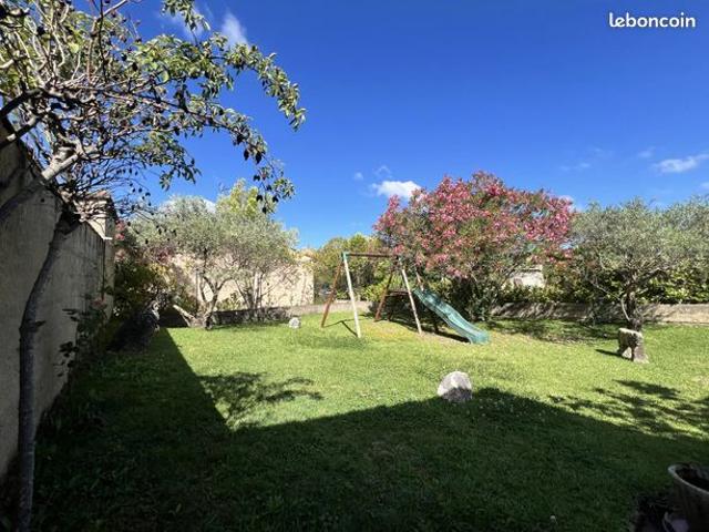 Maison vente à Apt, Taillades