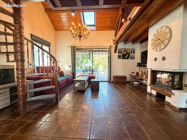 Maison vente à Saint-Claude, Moirans-en-montagne