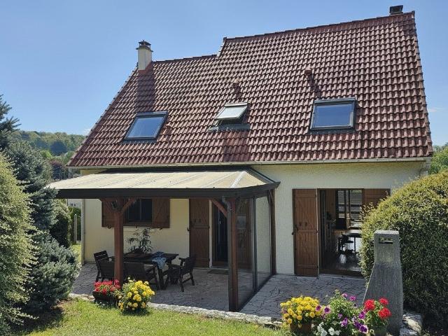 Maison vente à Saint-Germain-en-Laye, Maule