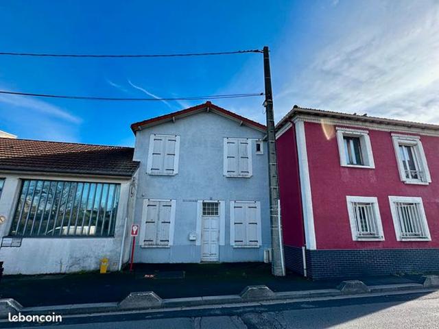 Maison vente à Dreux, Montreuil