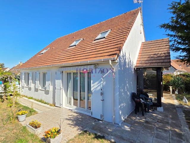 Maison vente à La Chapelle-en-Serval, Oise