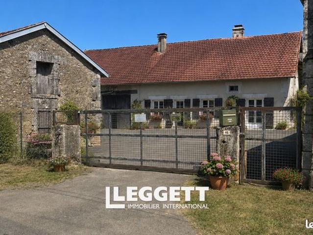 Maison vente à Nontron, Lussas-et-nontronneau