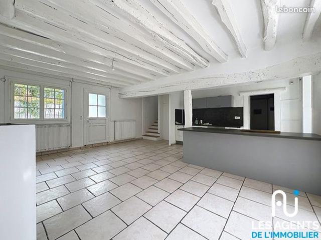 Maison vente à Orléans, Saint-ay