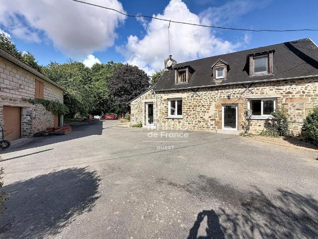 Maison vente à Saint-Georges-Buttavent, Mayenne