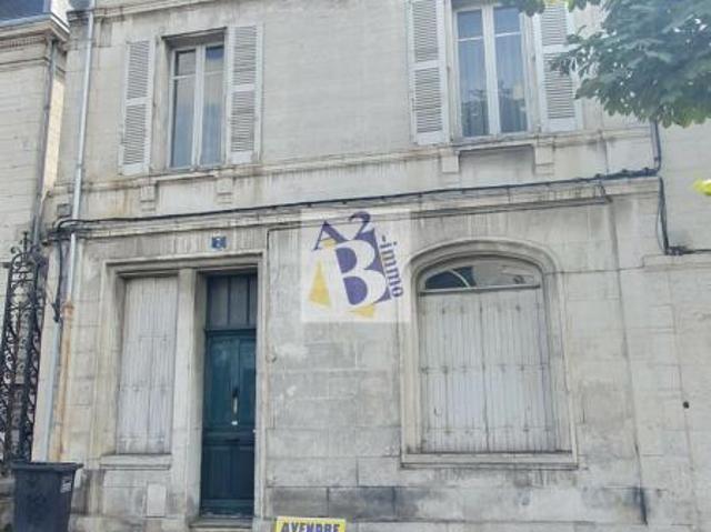 Maison vente à Angoulême, Aignes-et-puypéroux