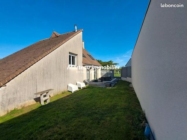 Maison vente à La Chapelle-saint-aubin, Sarthe