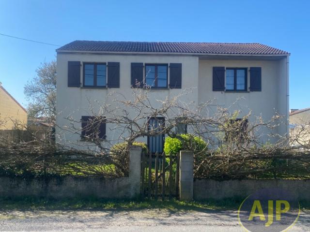 Maison vente à Cholet, Saint-laurent-des-autels