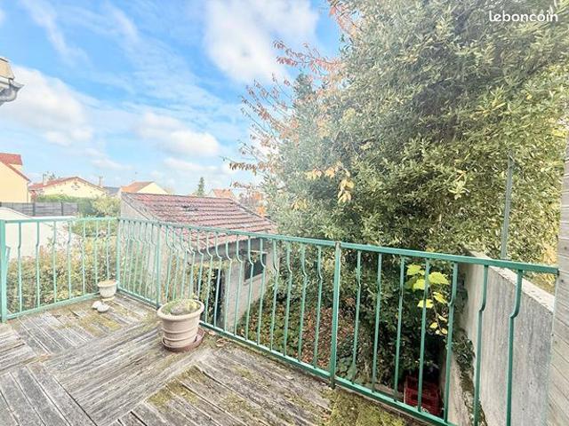 Maison vente à Carrières-sur-seine, Martinique