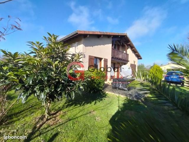 Maison vente à Mirande, Barcelonne-du-gers