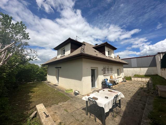 Maison vente à La Montagne, Étupes