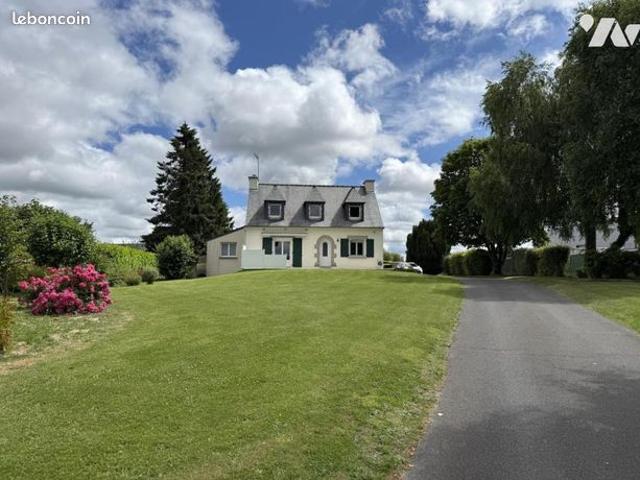 Maison vente à Guingamp, Bretagne