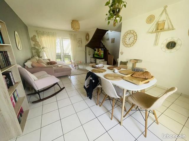 Maison vente à Poitiers, Cissé