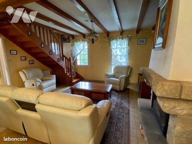 Maison vente à Guingamp, Bretagne