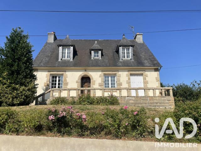 Maison vente à Kerlaurent, Gouarec