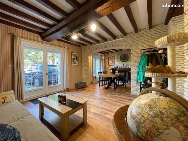 Maison vente à Caen, Villons-les-buissons