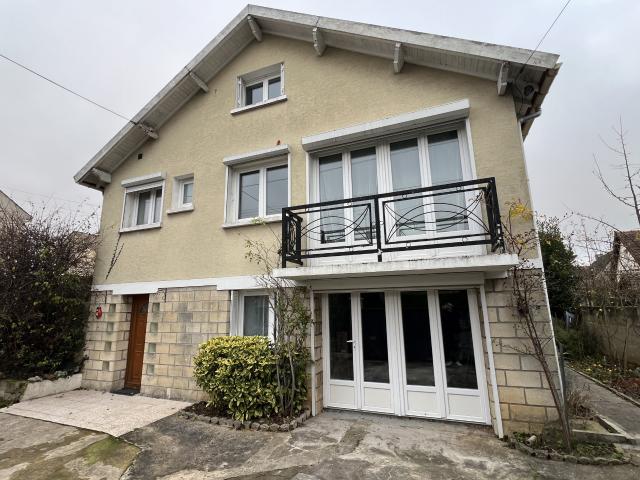 Maison vente à Sarcelles, Louvres
