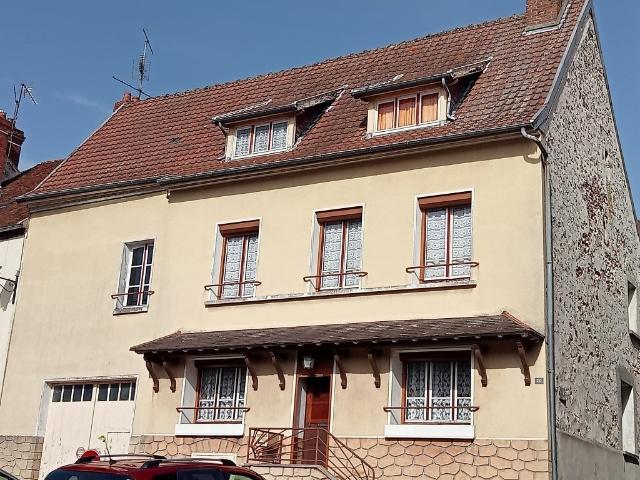 Maison vente à Épernay, Montmirail