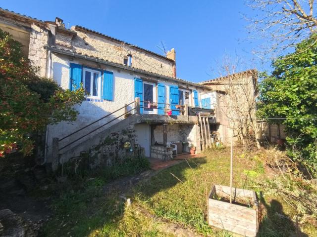 Maison vente à Le Claux, Roquecor