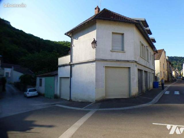 Maison vente à Fontainebleau, Poligny