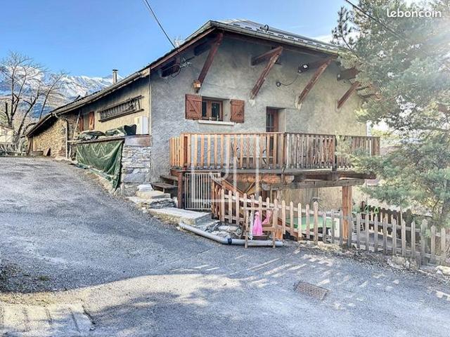 Maison vente à Barcelonnette, Jausiers