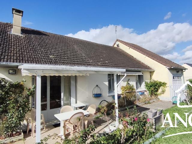 Maison vente à Saint-Pellerin, Vald'Yerre
