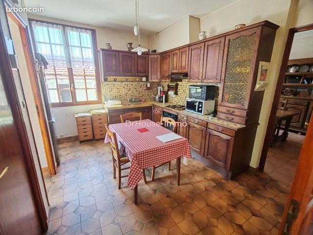 Maison vente à Chinon, Centre-Val de Loire