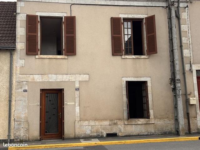 Maison vente à Le Blanc, Saint-gaultier