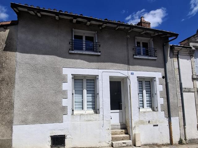 Maison vente à Charroux, Vienne