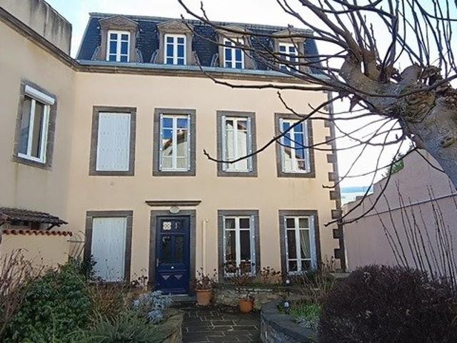 Maison vente à Sauvagnat-Sainte-Marthe, Puy-de-Dôme