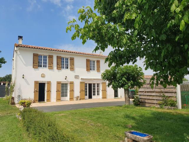 Maison vente à Saintes, Epargnes