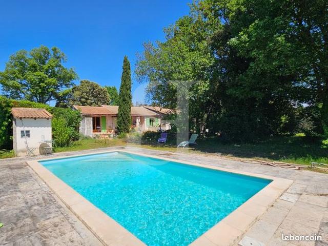 Maison vente à Carpentras, Sainte-cécile-les-vignes